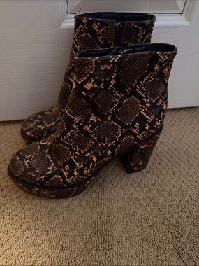 Snake-Embossed Platform Ankle Boots - Black & Brown